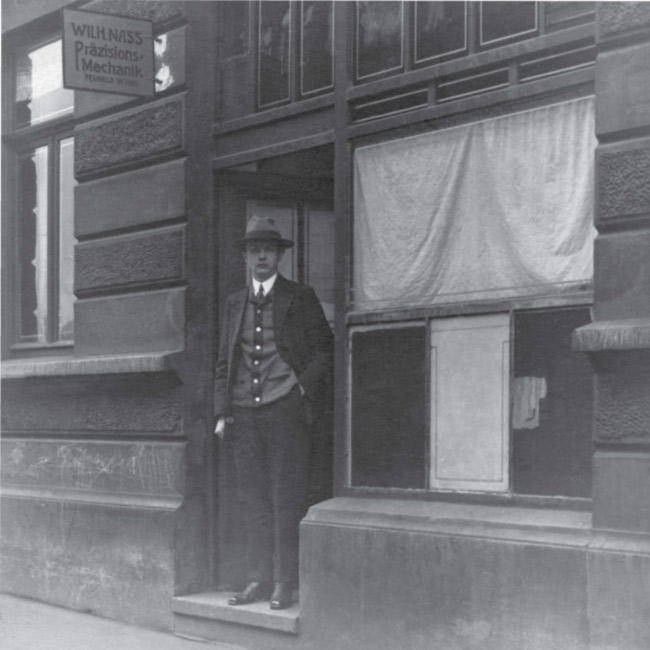 Feinmechanikermeister--Wilhelm-Friedrich-Heinrich-Nass-April-1925